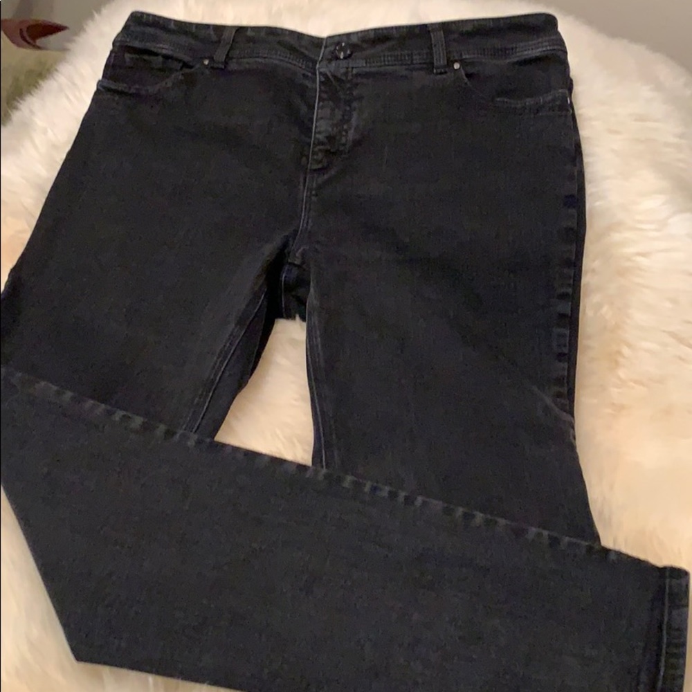 Chico’s so slimming jeans